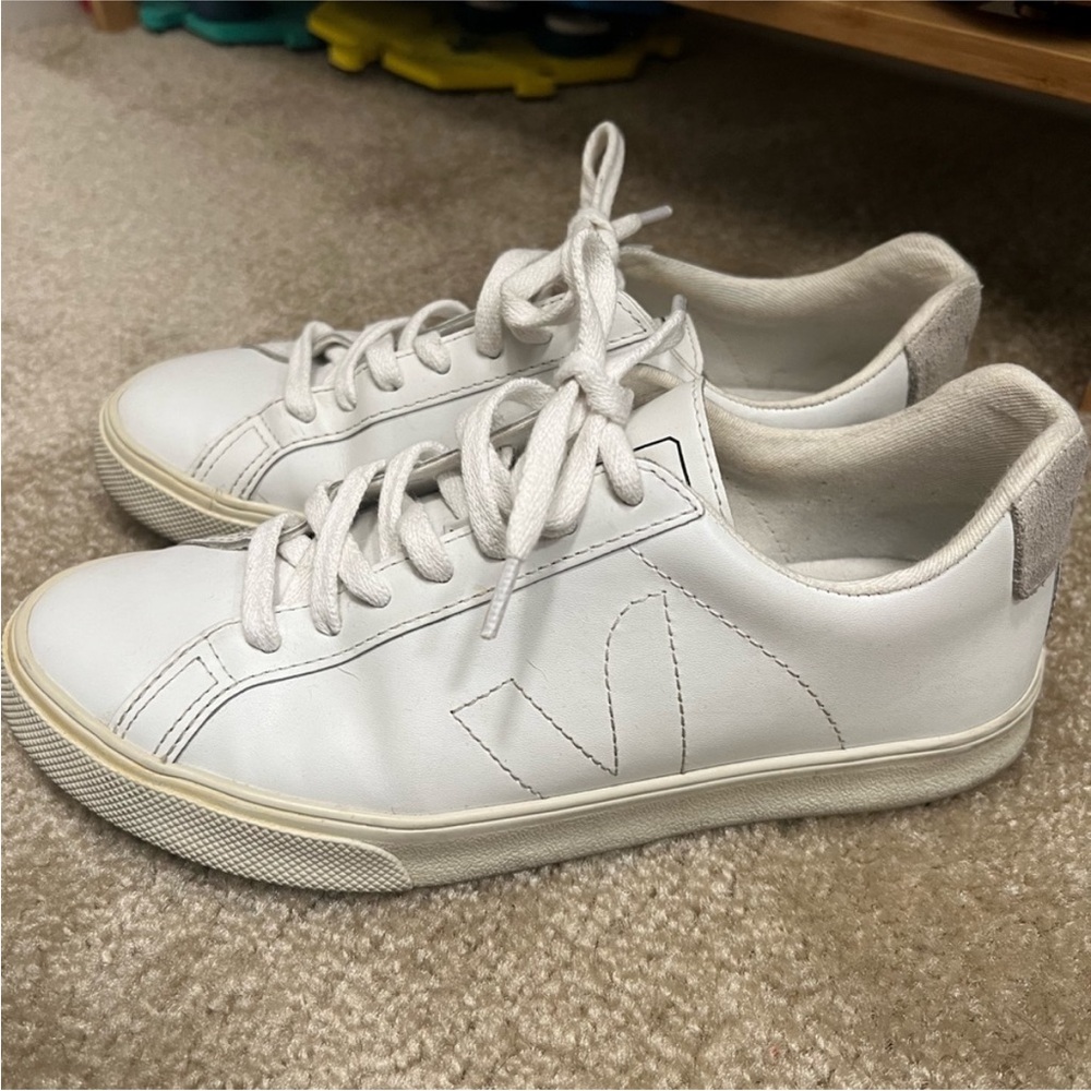 Veja Sneakers